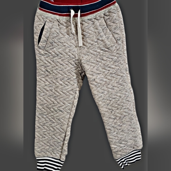 2PC Genuine Kids Bomber Sweater Jacket and Sweatpants Size 3T - Picture 7 of 11